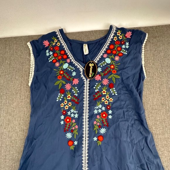 Shoreline Wear Embroidered Dress Floral Blue Small Brand New - Picture 4 of 15